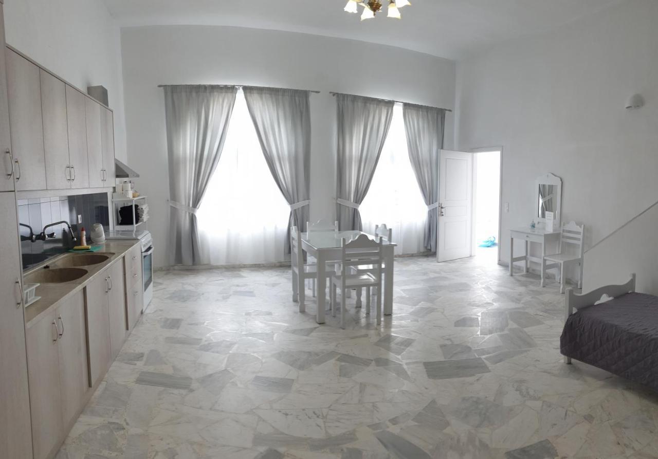 Hotel Porto Castello Fira (Santorini)