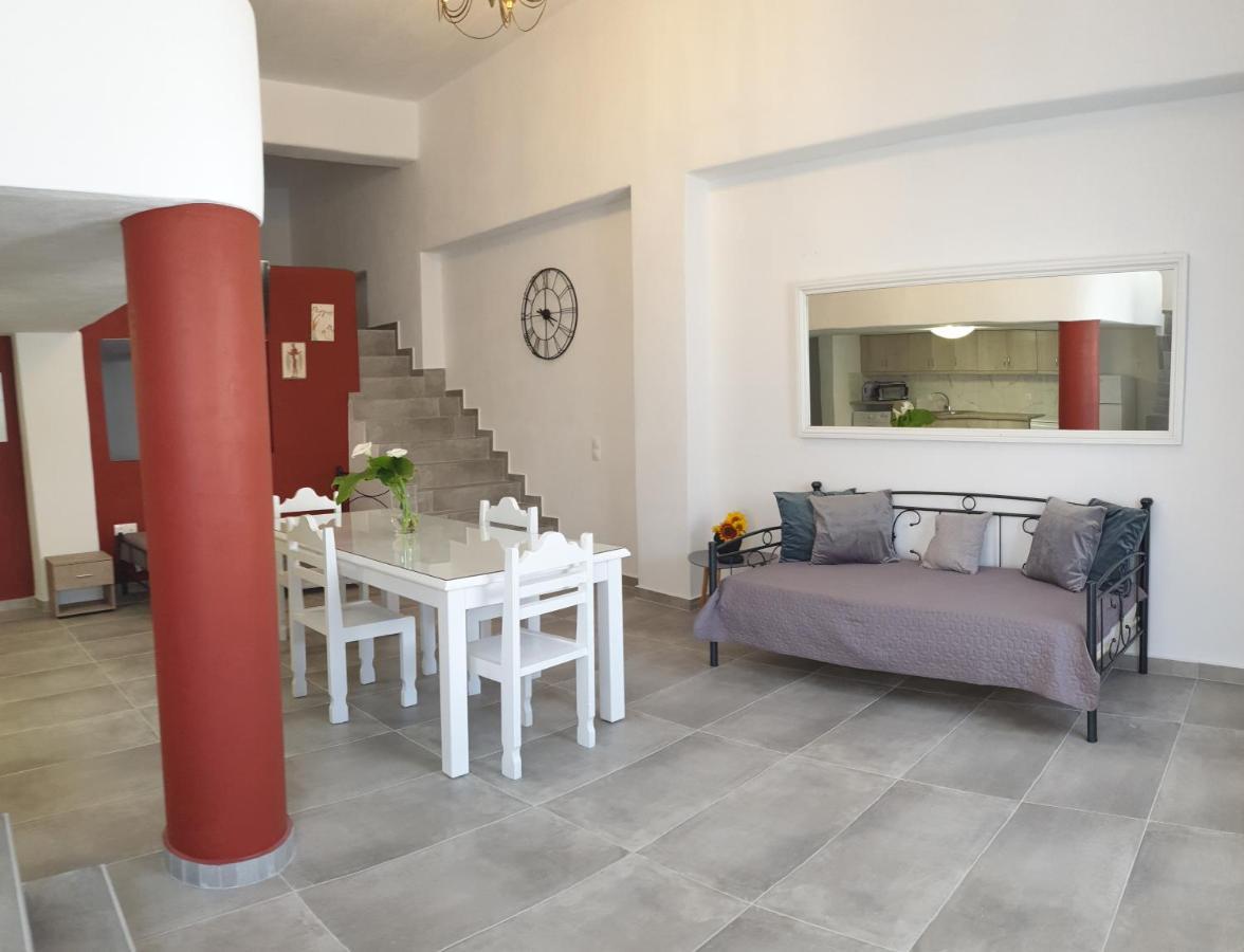 Hotel Porto Castello Fira (Santorini)