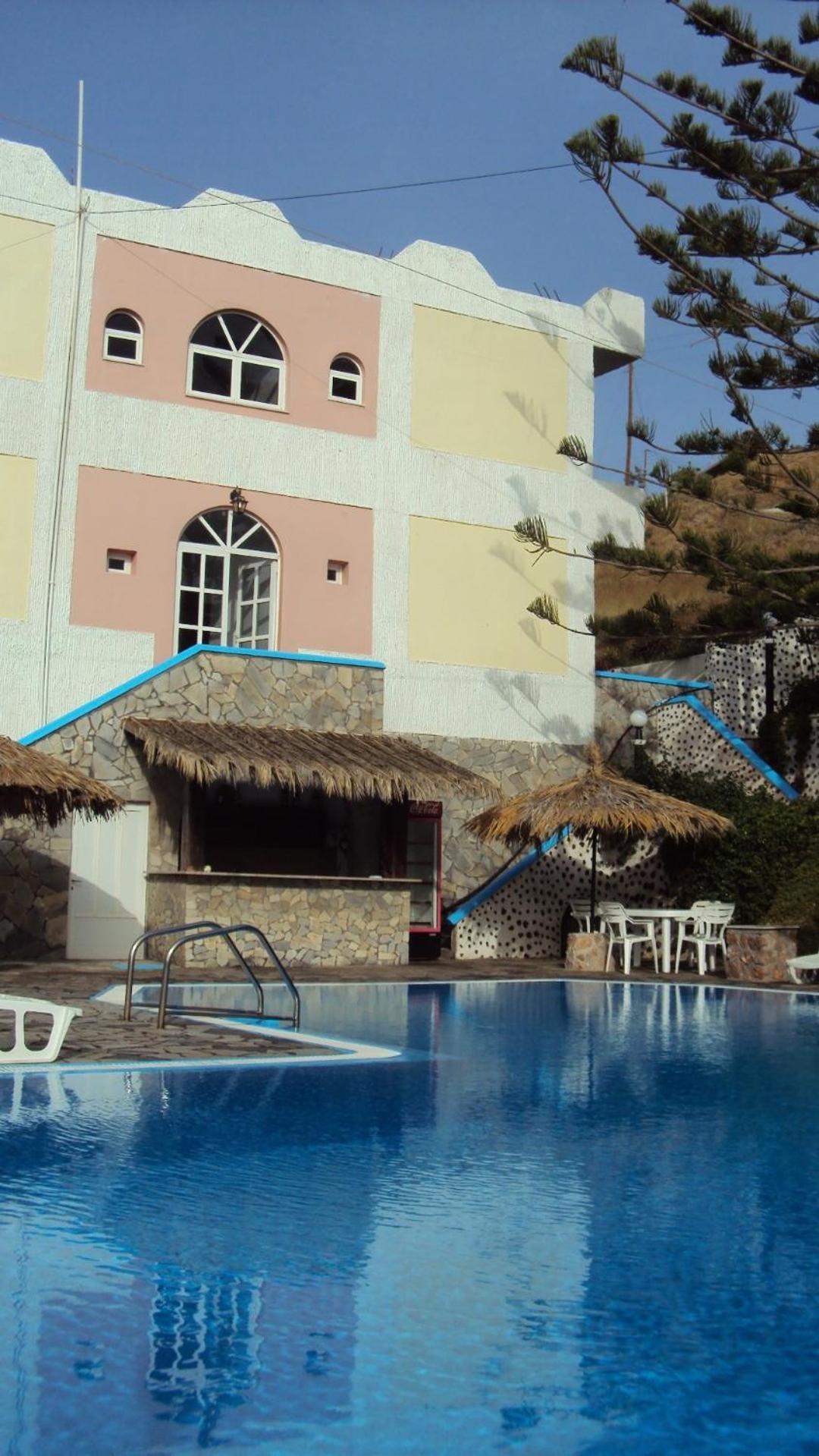 Porto Castello Fira (Santorini)